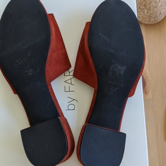 ๐ Jeffrey Campbell beaton mules in rust size 6.5 - Picture 6 of 6